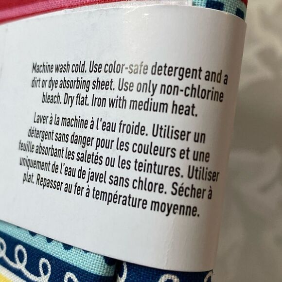 1917 - NWT Loops & Threads fabric tissu 1 yard of cotton fabric Christmas tree - Picture 4 of 7